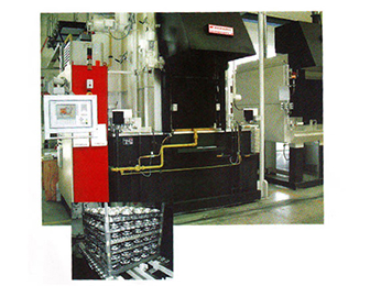 FC905 系列密封箱式电阻炉自动生产线